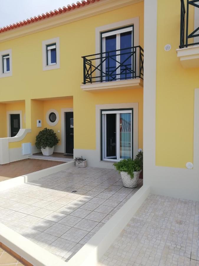 Grillohouse Villa Lourinha  Exterior photo