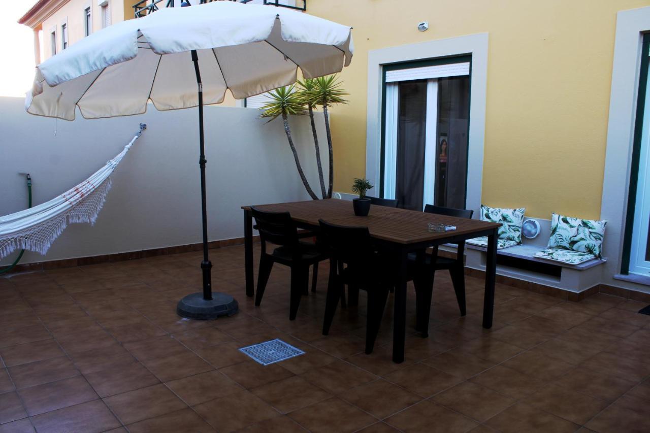 Grillohouse Villa Lourinha  Exterior photo